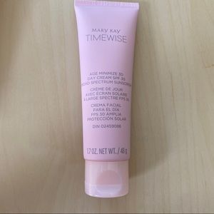 Mary Kay 30 SPF Age Minimizing Day Cream
